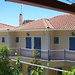 Agnanti * Lourdata (Kefalonia)