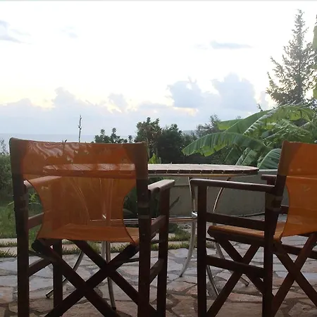 Agnanti Appartement *