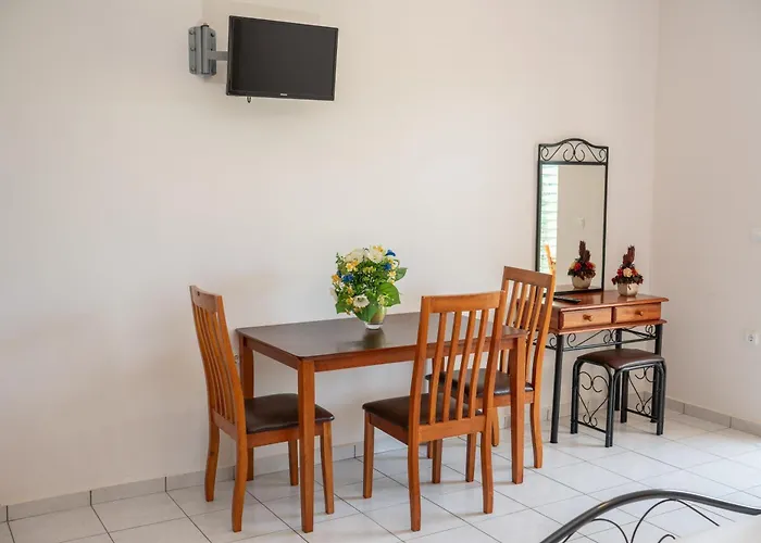 Agnanti * Lourdata (Kefalonia)